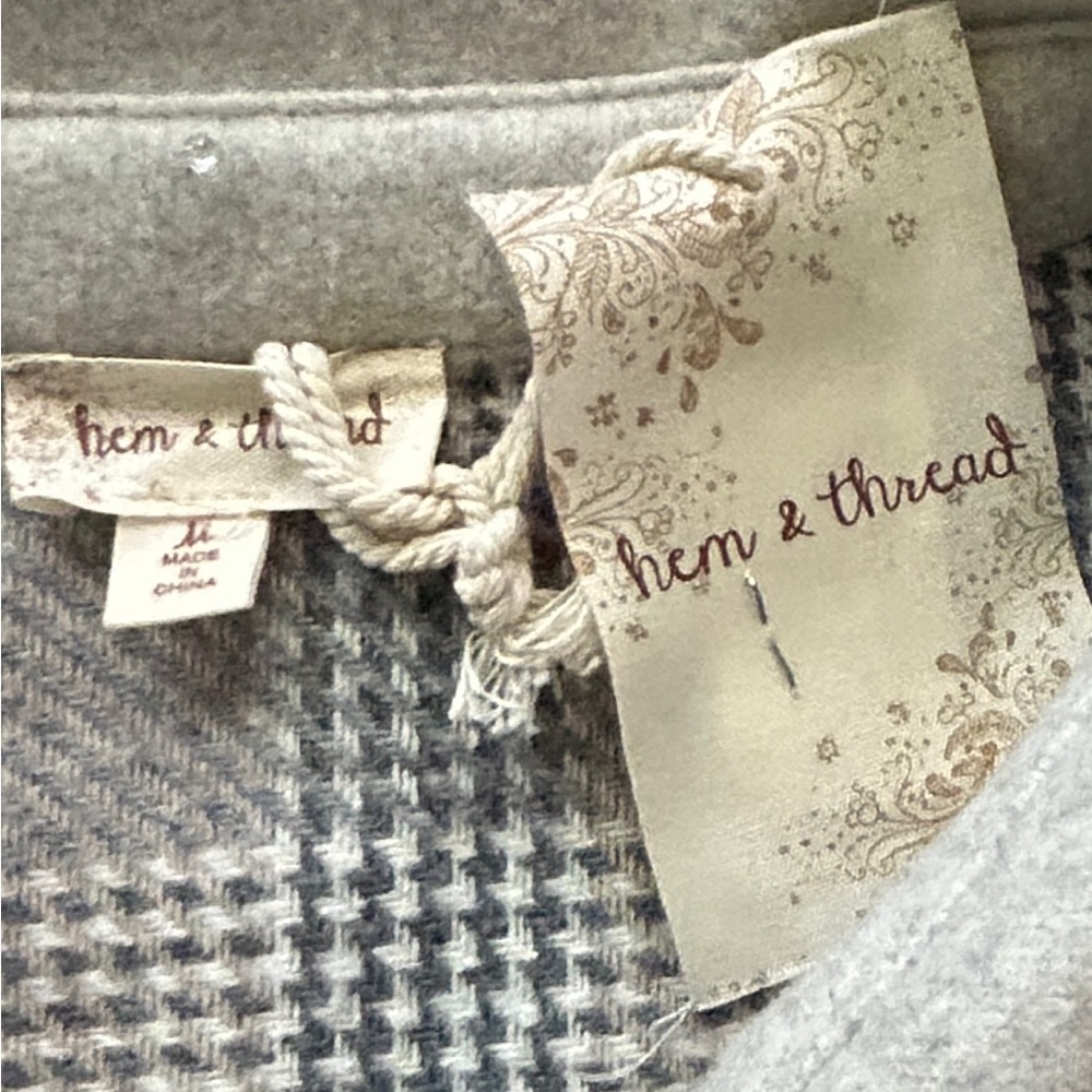 Hem & Thread Plaid Shacket Jacket Gray Cream Butt… - image 8